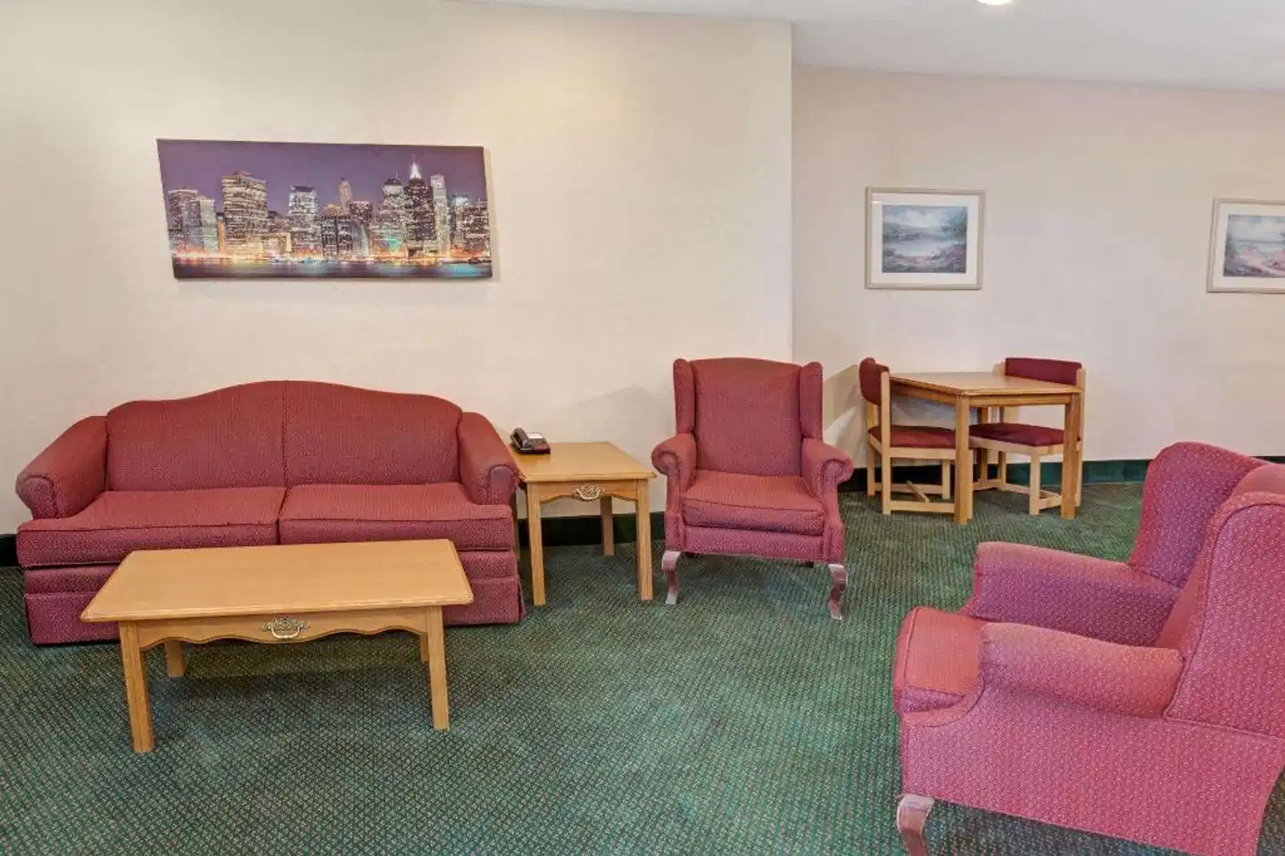 Howard Johnson Inn and Suites Elk Grove Village Wohnbeispiel