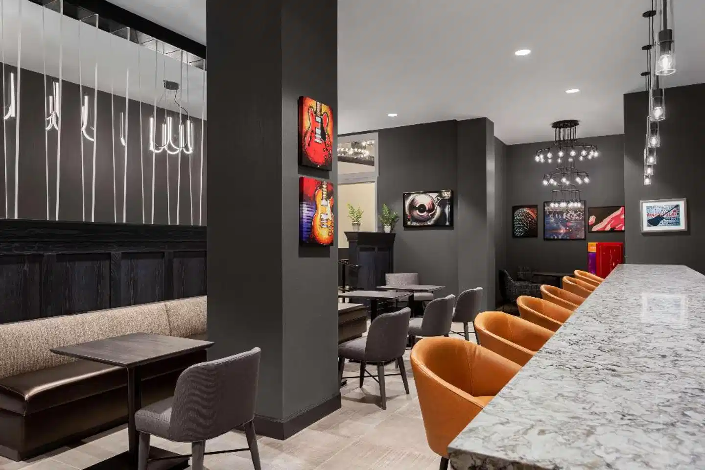 Homewood Suites by Hilton Nashville-Downtown Bar
