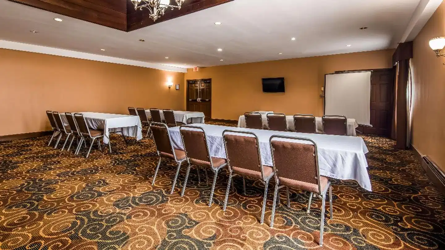 Best Western Plus The Inn & Suites at the Falls Konferenz