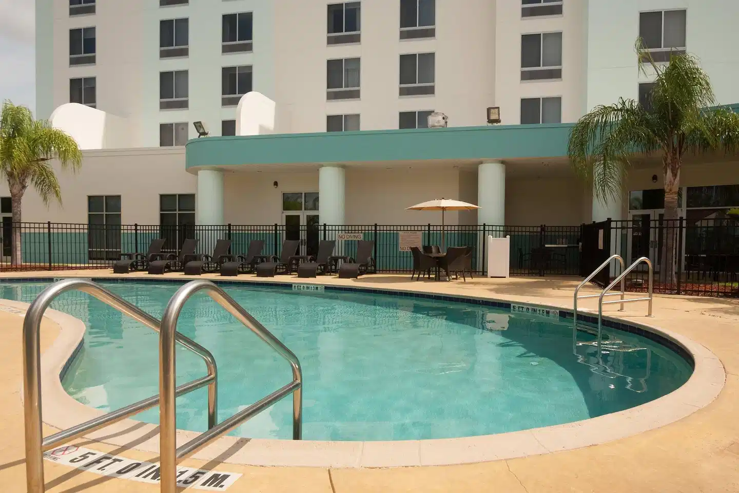 SpringHill Suites by Marriott Orlando Airport Pool