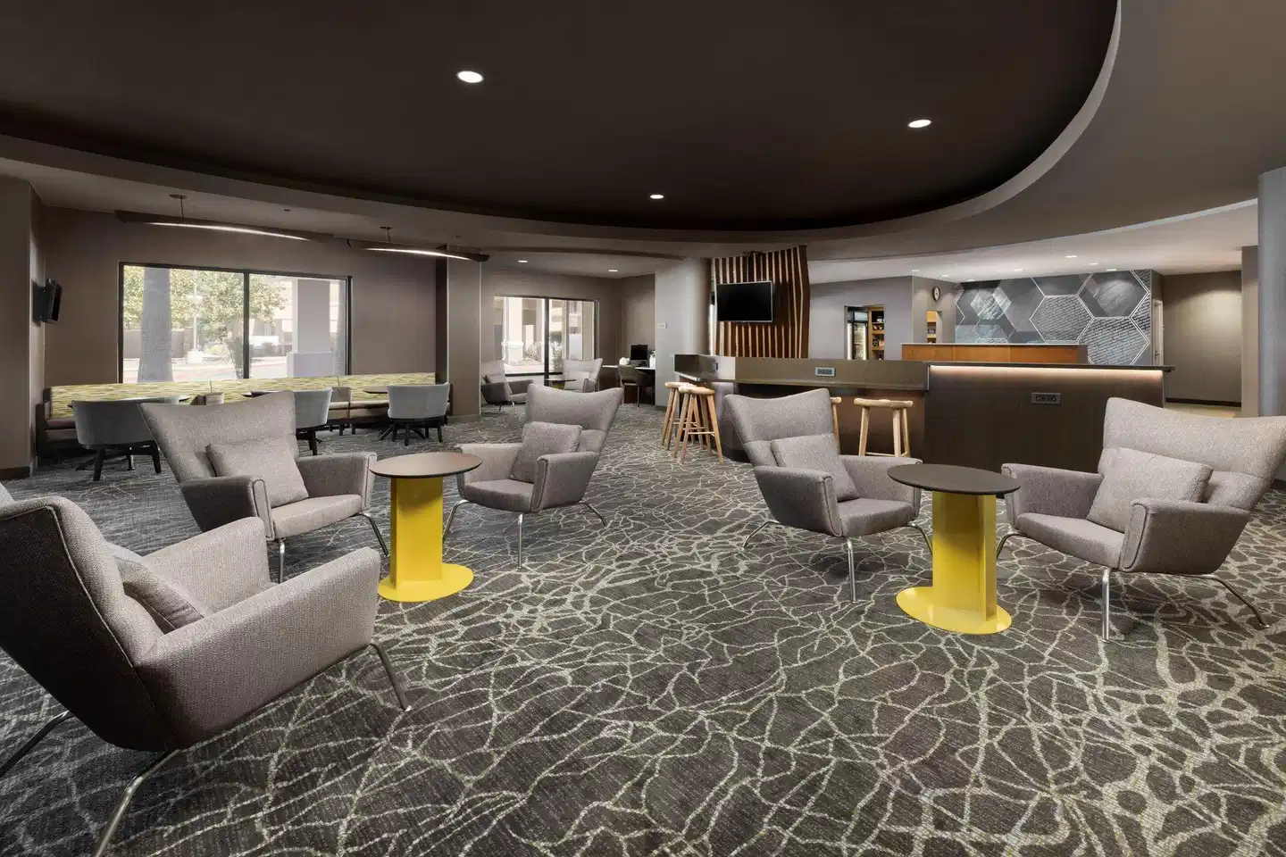SpringHill Suites by Marriott Fresno Bar
