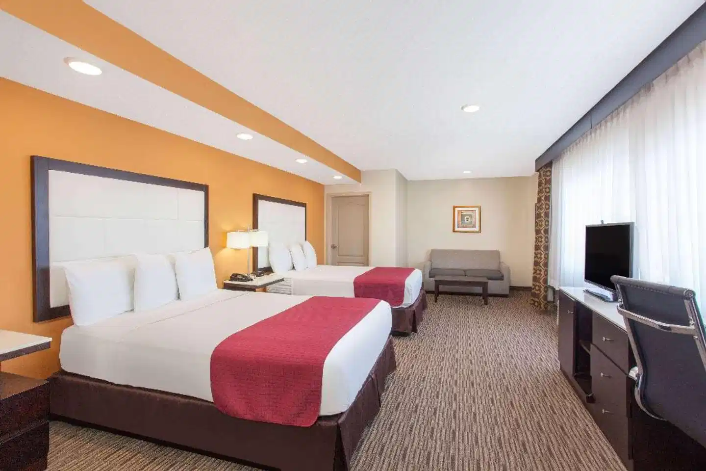 Ramada by Wyndham Culver City Wohnbeispiel