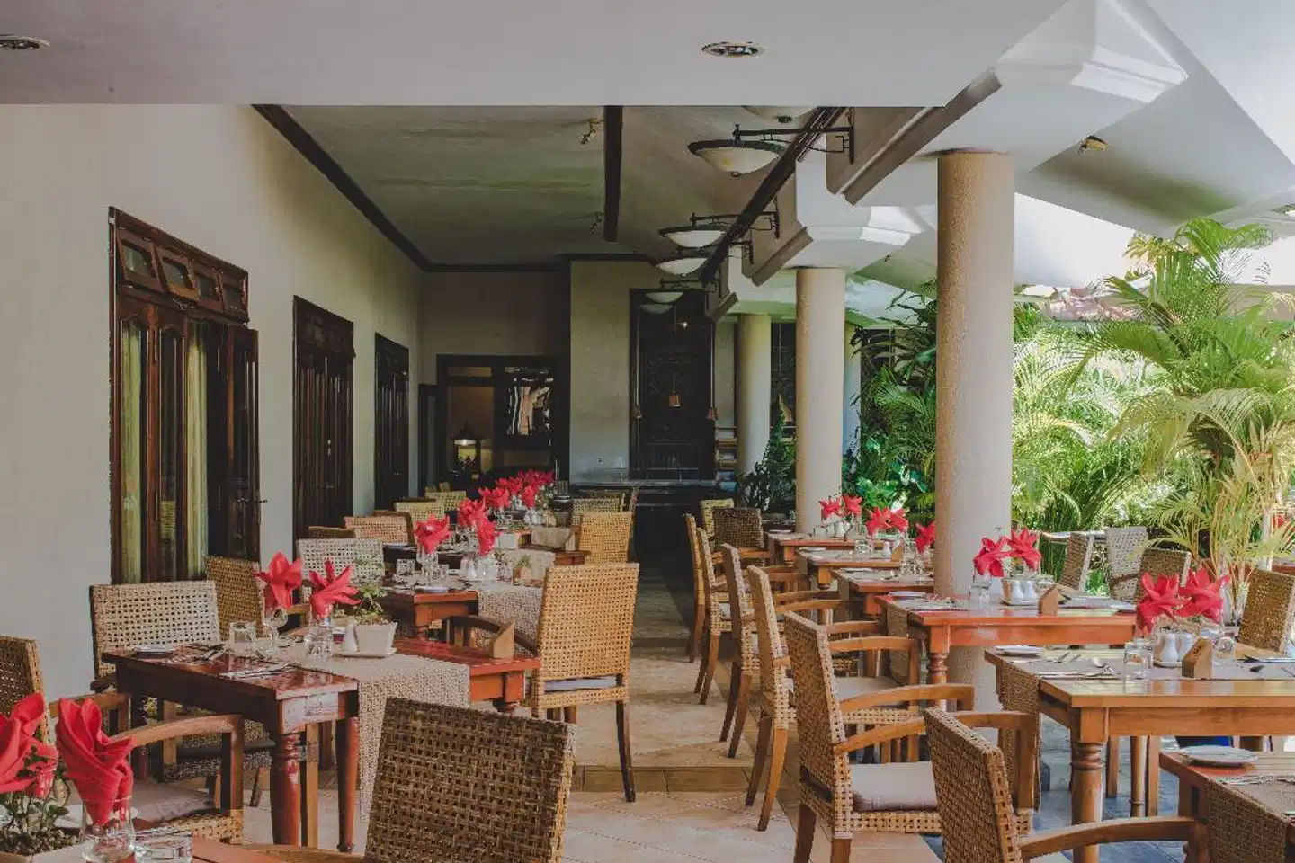 Aanari & Spa Restaurant