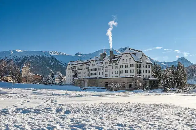 Cresta Palace Aussenansicht