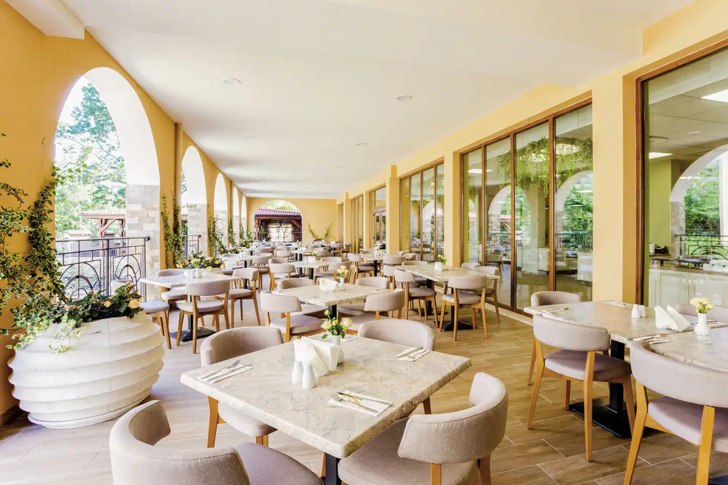 Festa Via Pontica Restaurant