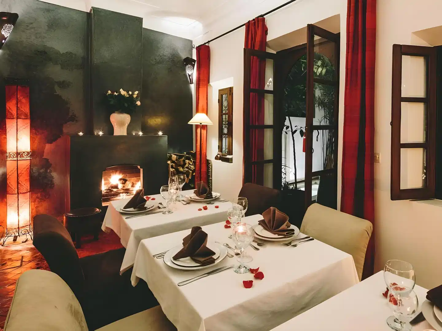 Dar Zaman Restaurant