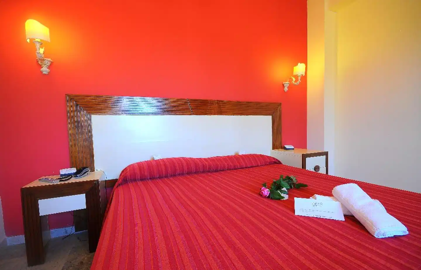 Delfino Beach Hotel Wohnbeispiel