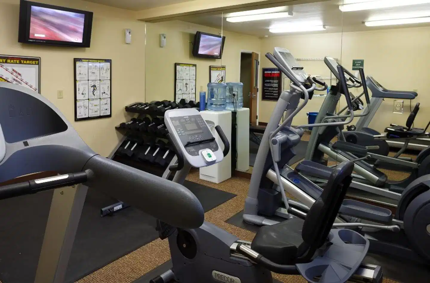 Elk Country Inn Sport und Entertainment