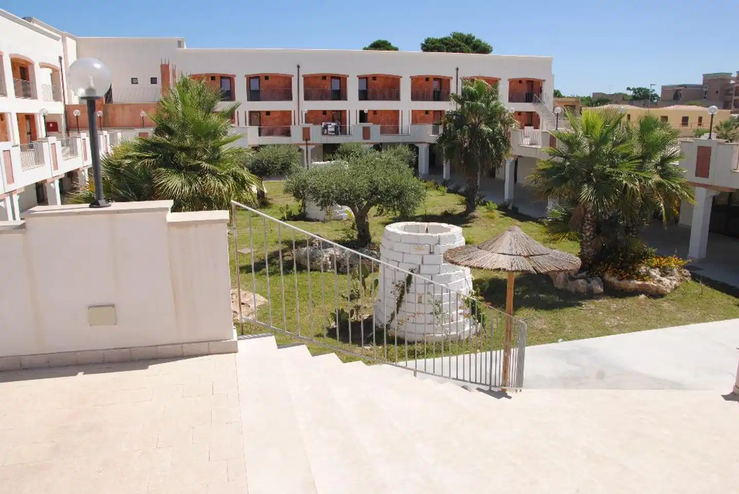 Delfino Beach Hotel Aussenansicht