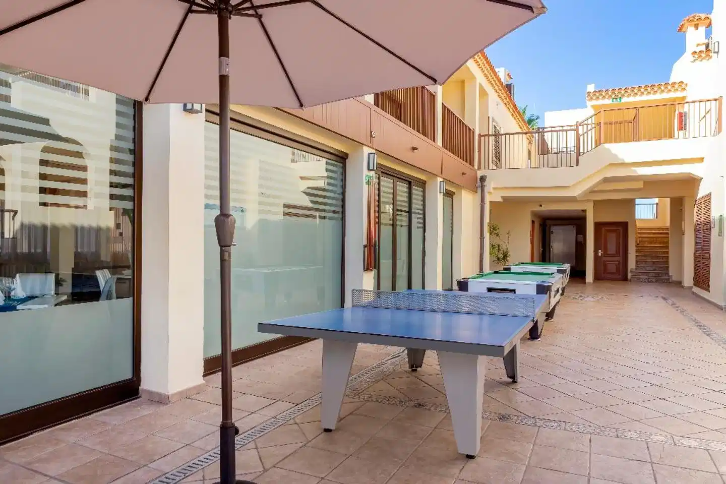 Royal Sunset Beach Club Terrasse