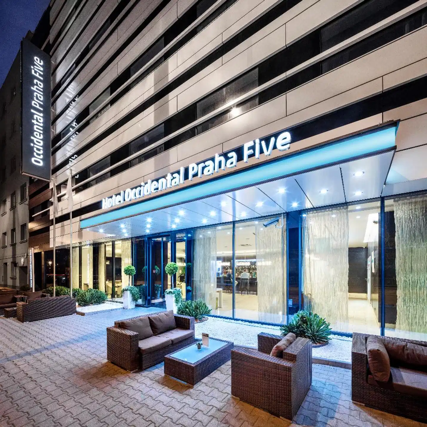 Occidental Praha Five Lobby