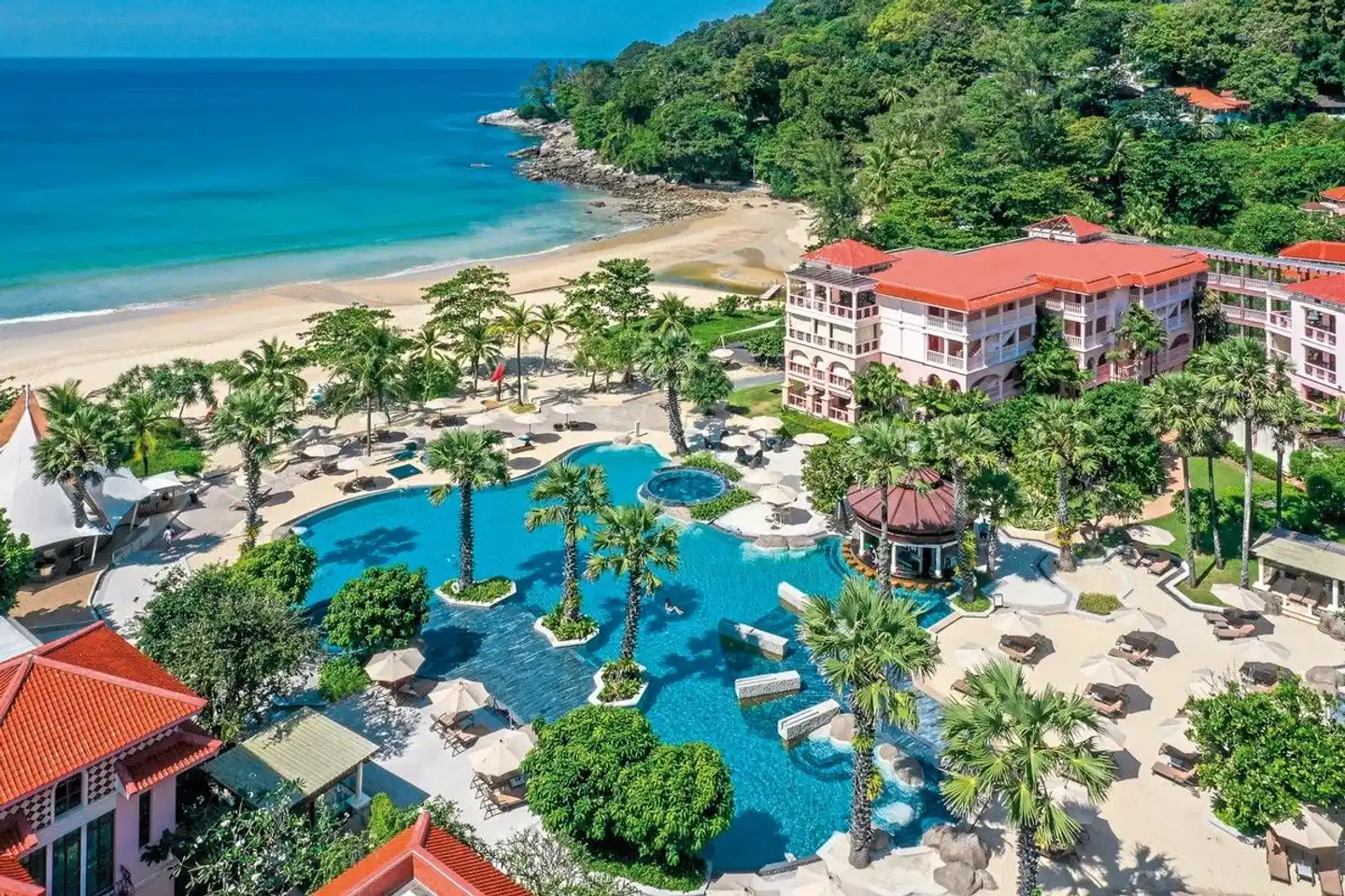 Centara Grand Beach Resort Phuket Aussenansicht