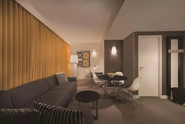 Adina Apartment Hotel Berlin Hackescher Markt Restaurant