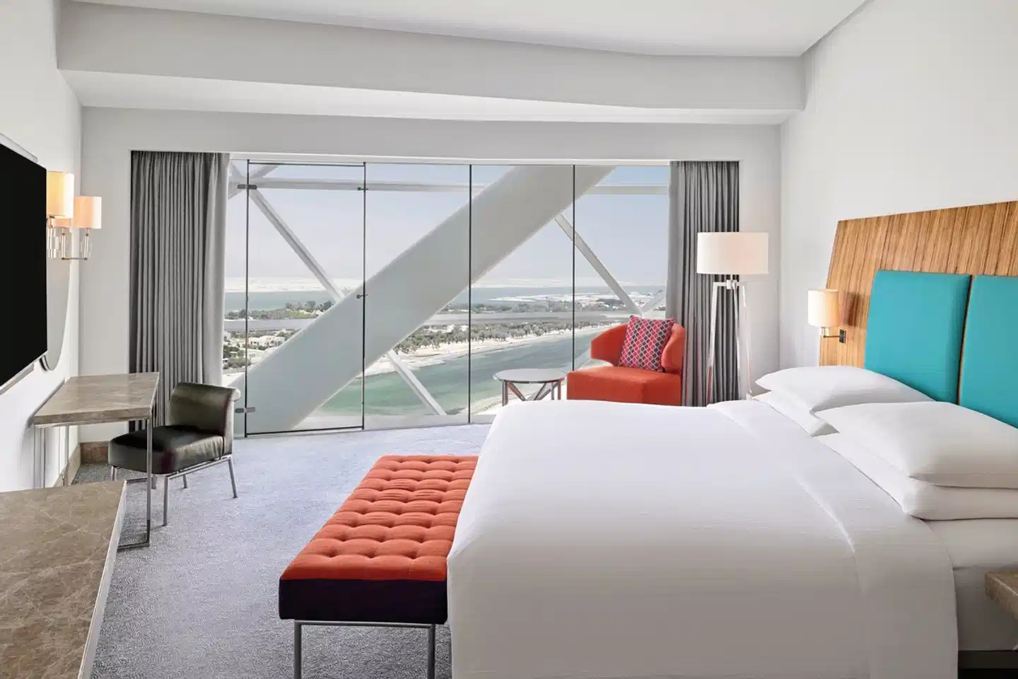 Andaz Capital Gate Abu Dhabi by Hyatt Wohnbeispiel