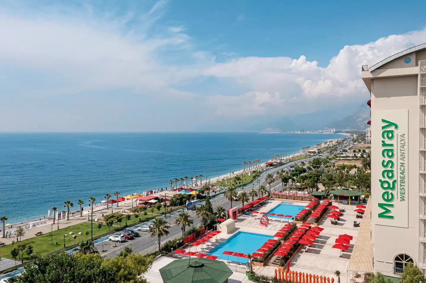 Megasaray Westbeach Antalya Aussenansicht