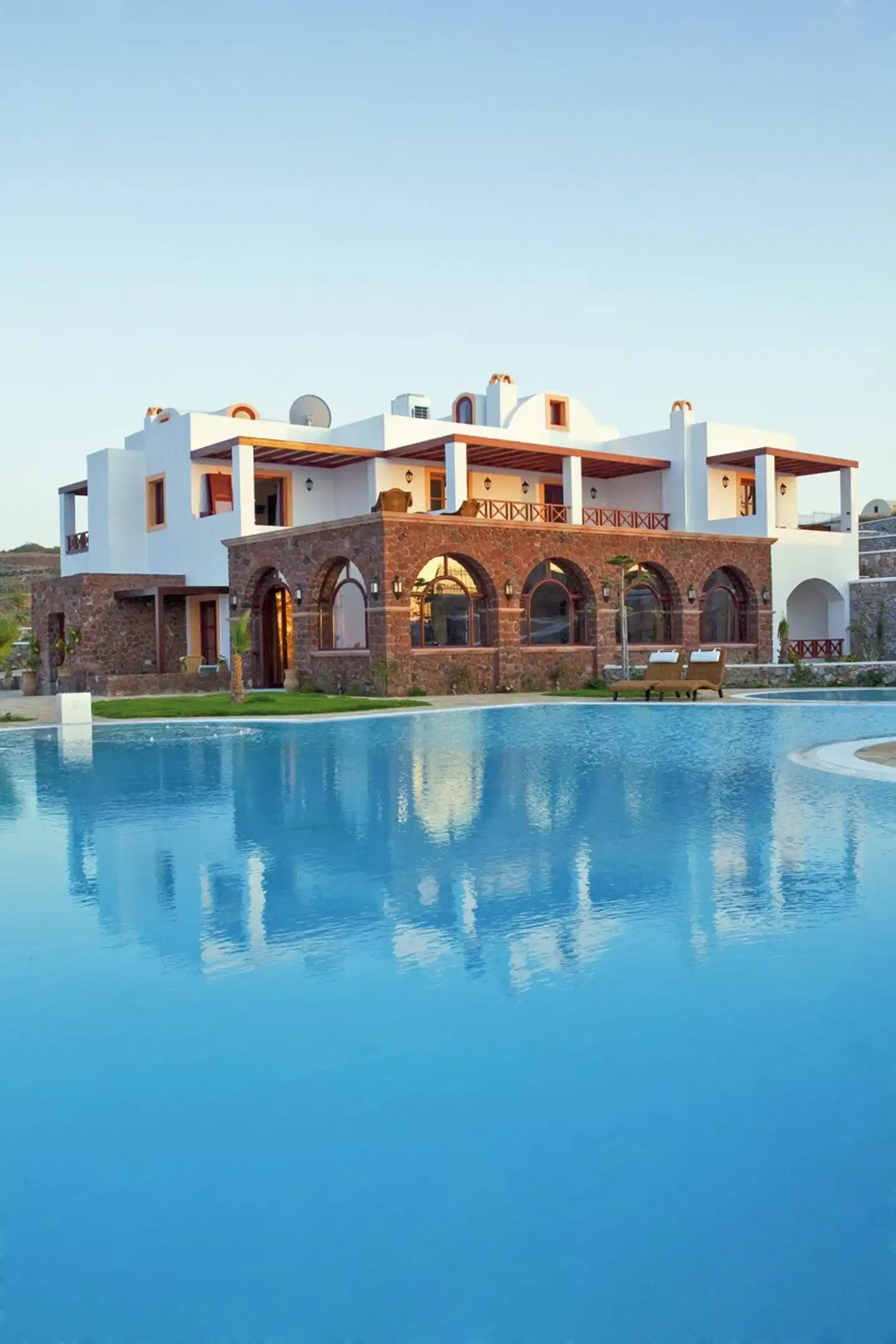 Maison Des Lys Luxury Suites Pool