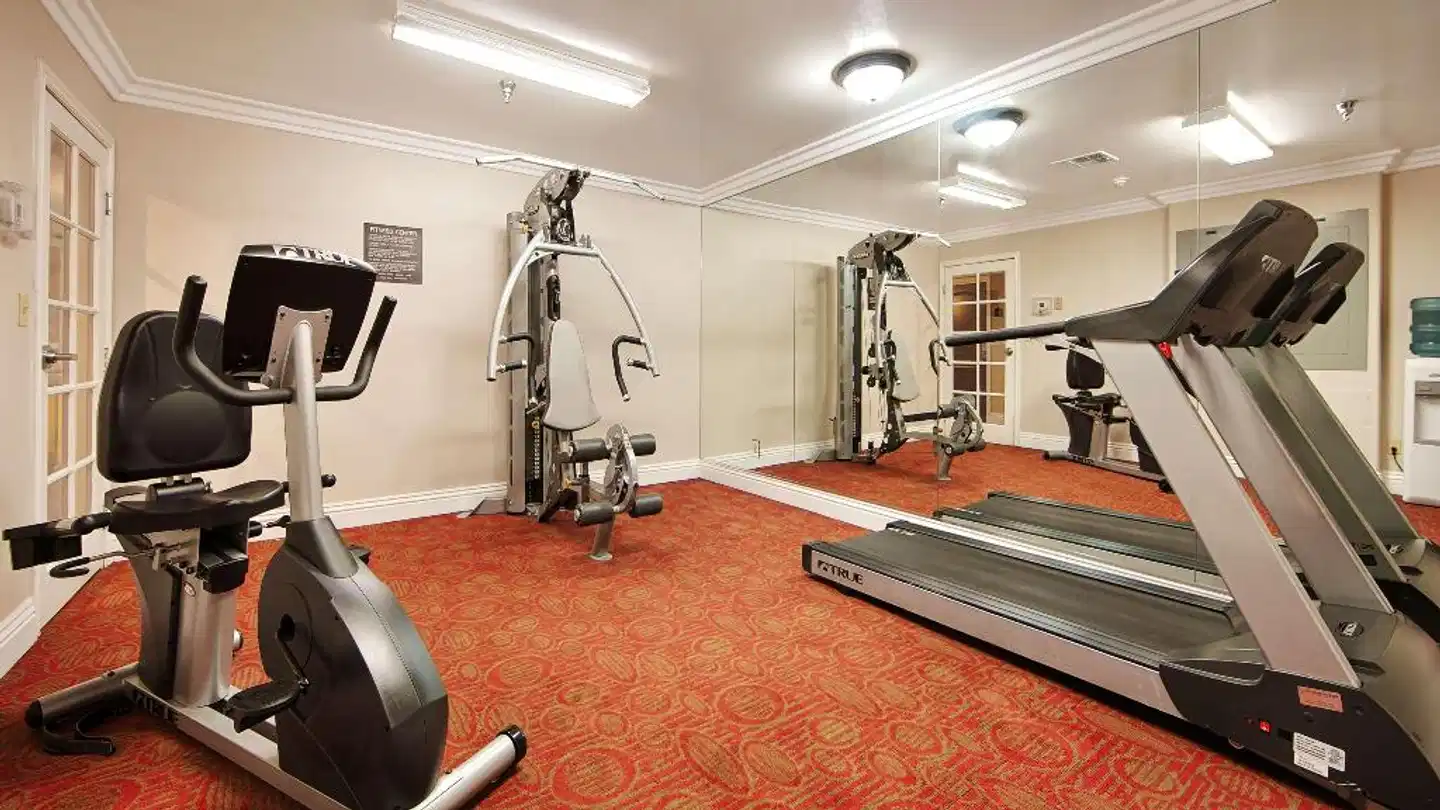 Best Western Burbank Airport Inn Sport und Entertainment