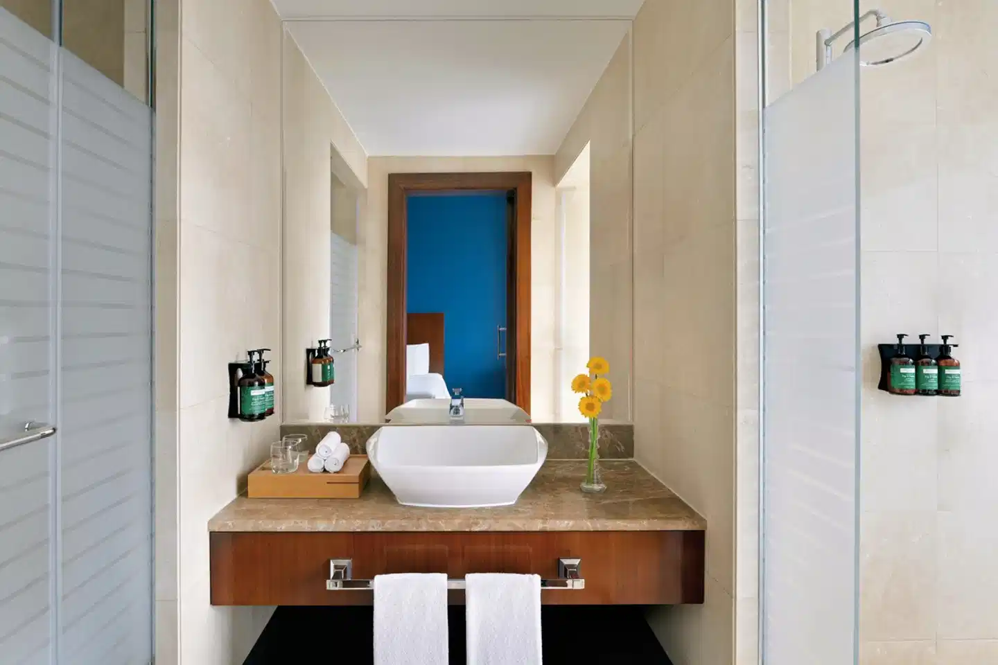 voco Dubai BATHROOM