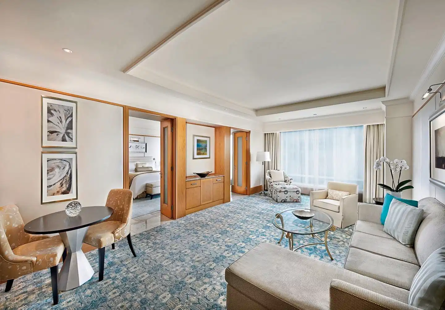 The Ritz-Carlton, Dubai International Financial Centre Wohnbeispiel