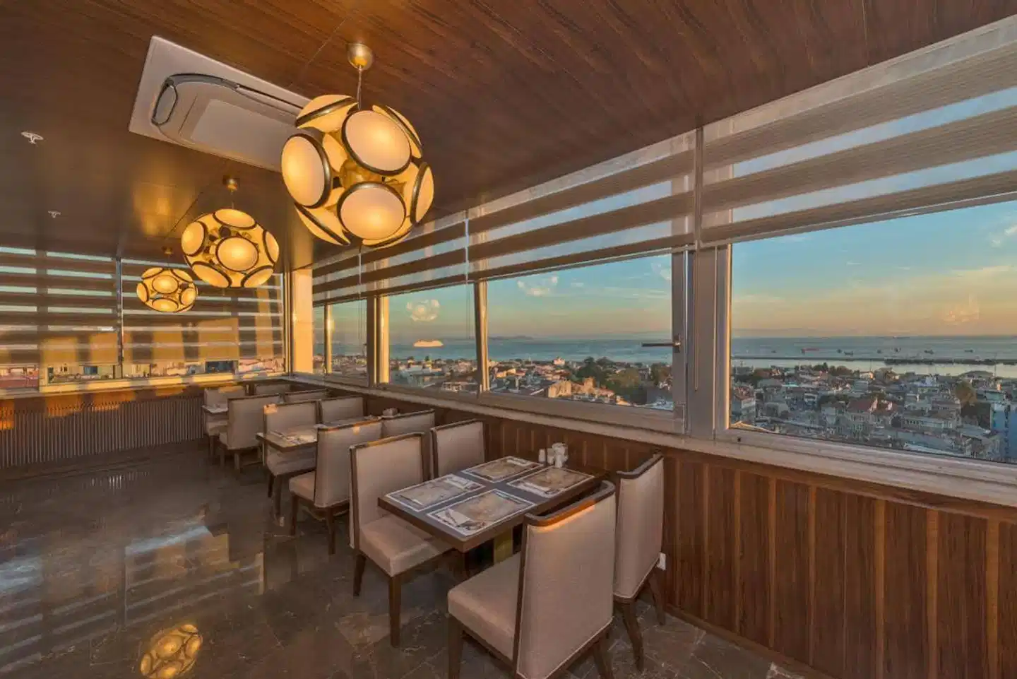 Bekdas Hotel Deluxe Restaurant