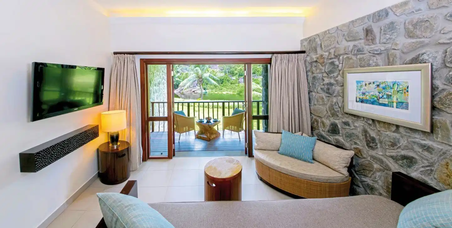Kempinski Seychelles Resort Baie Lazare Wohnbeispiel