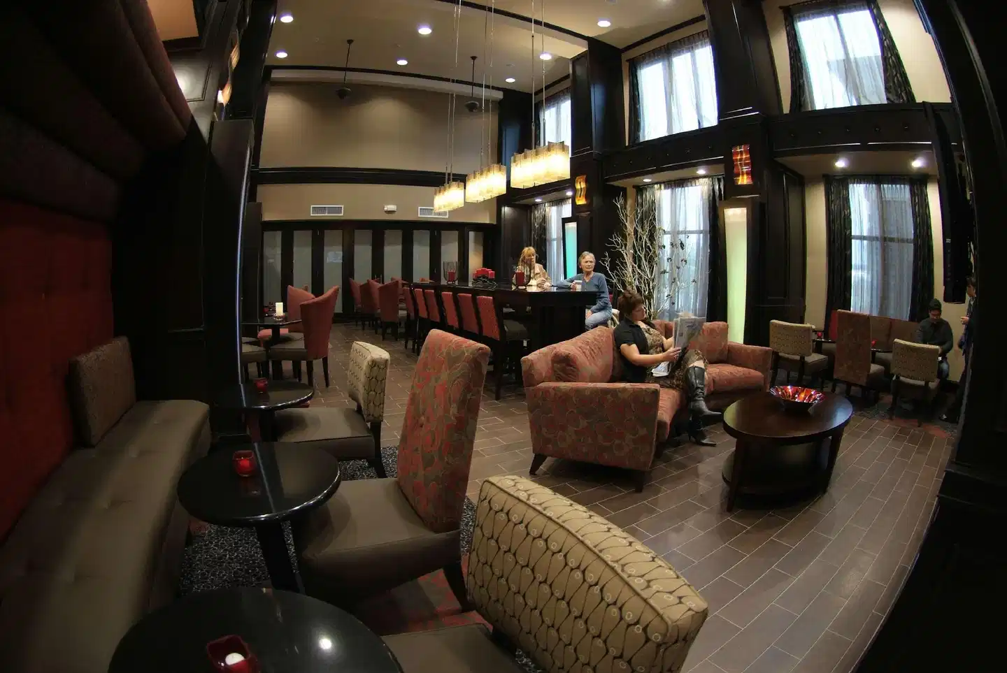 Hampton Inn & Suites Bay City Lobby