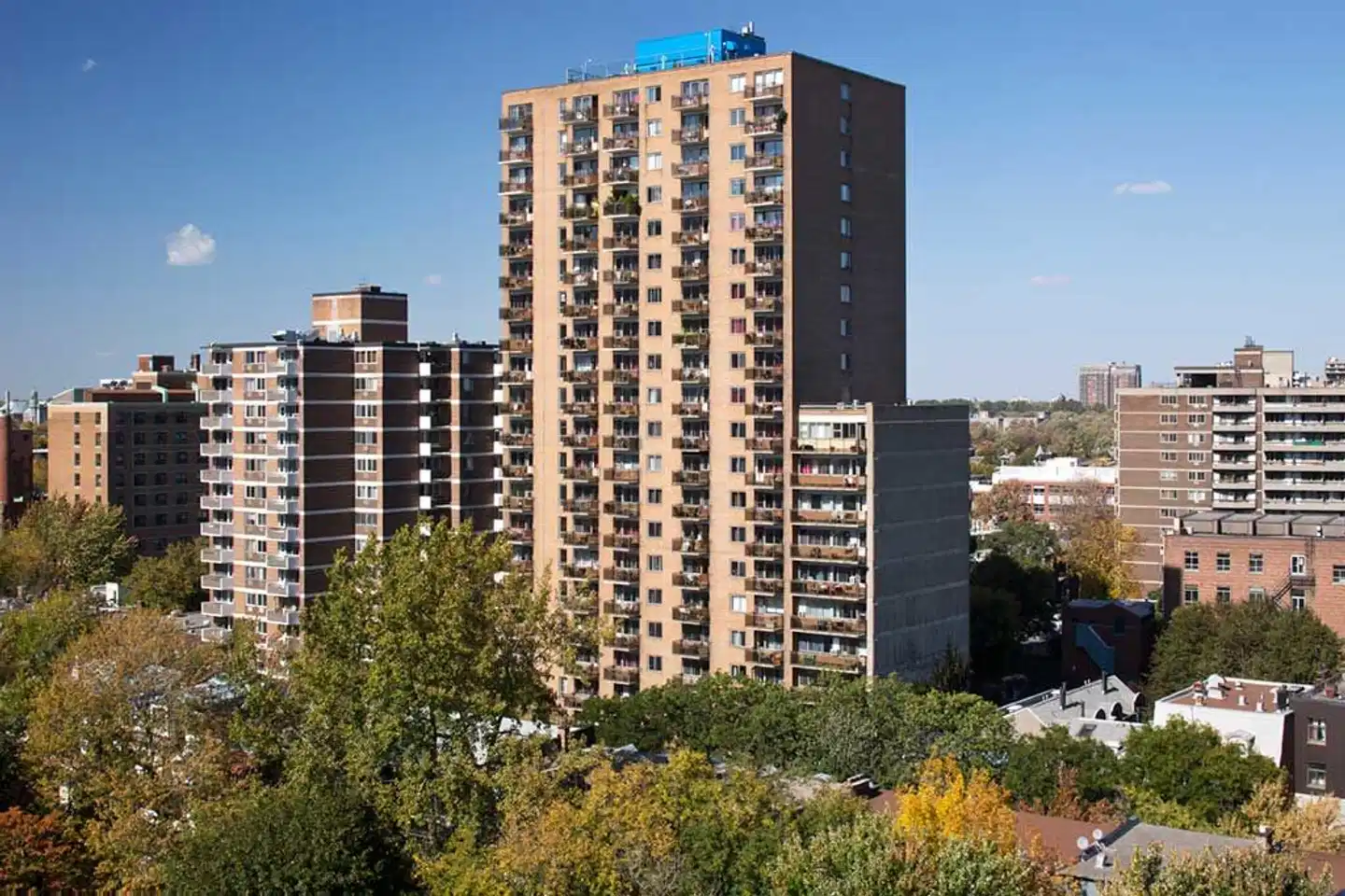 Trylon Appartements Hotel Aussenansicht