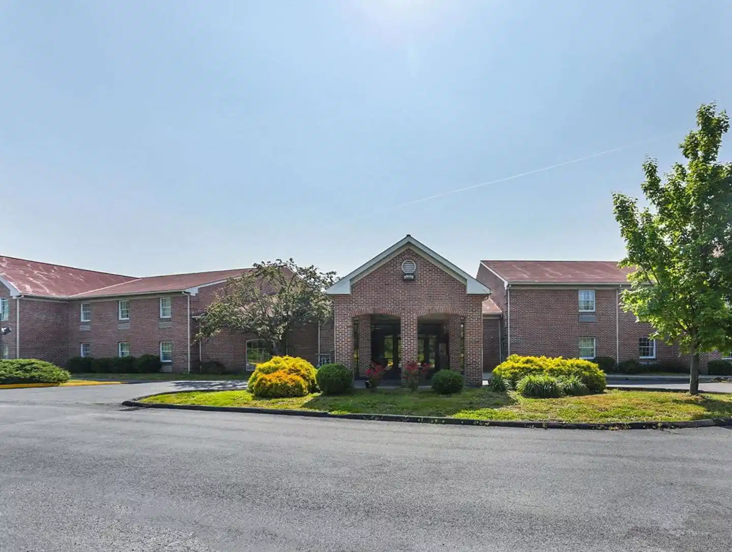 Days Inn & Suites by Wyndham Lancaster Amish Country Aussenansicht