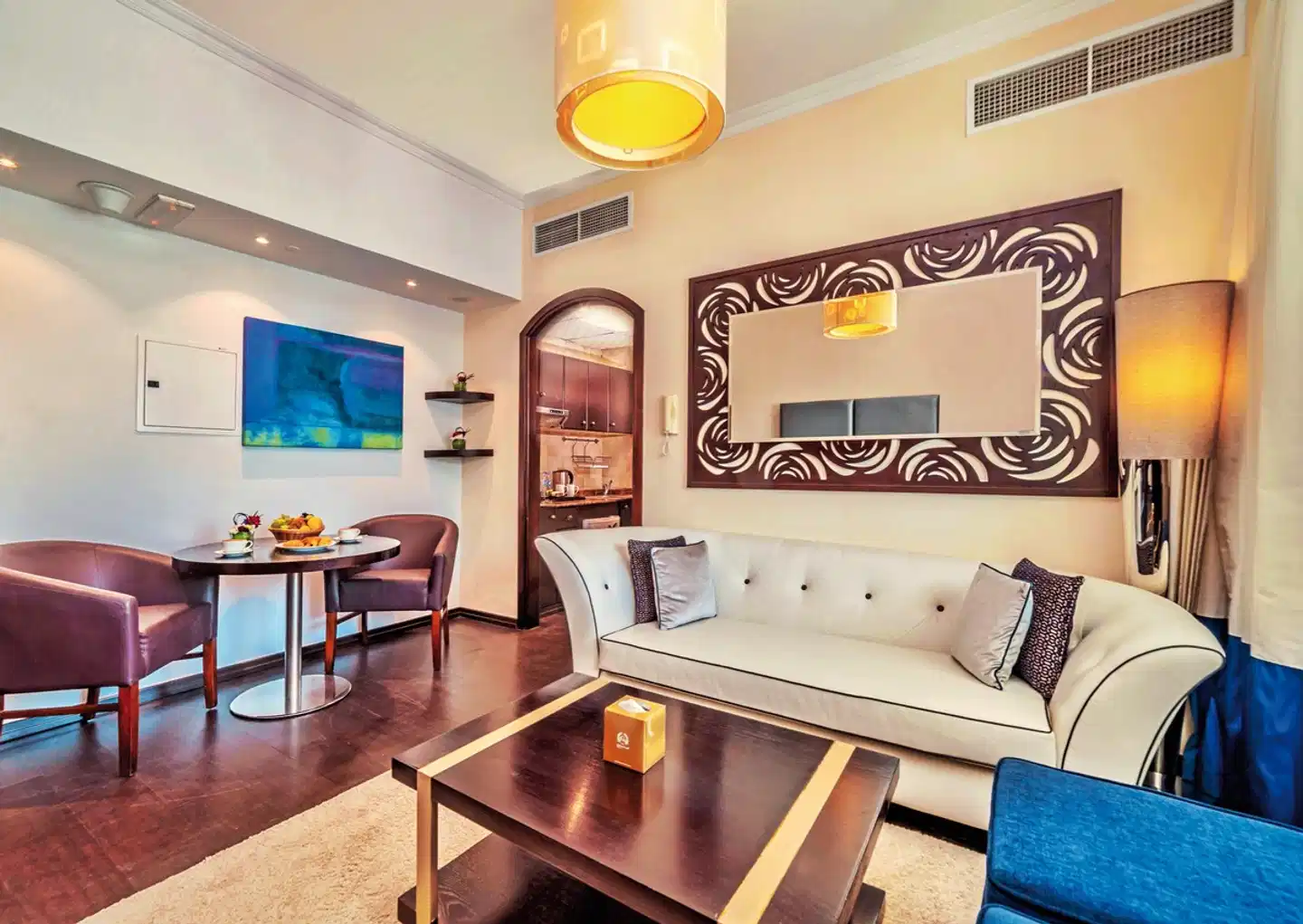 First Central Hotel Suites Wohnbeispiel