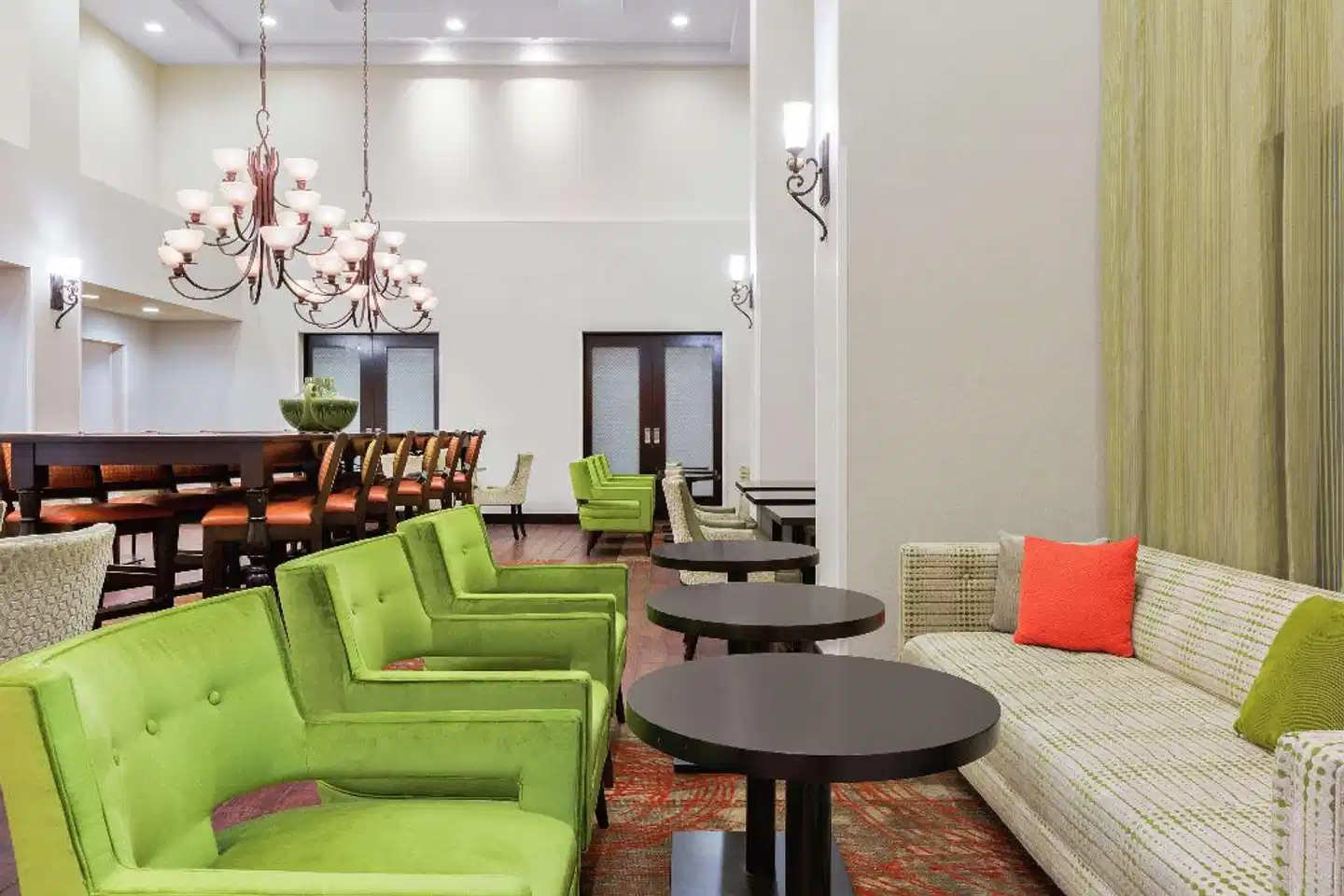 Hampton Inn & Suites San Luis Obispo Lobby