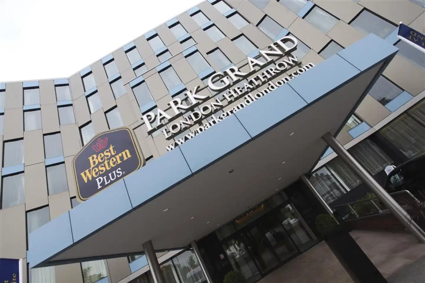 Park Grand London Heathrow Aussenansicht