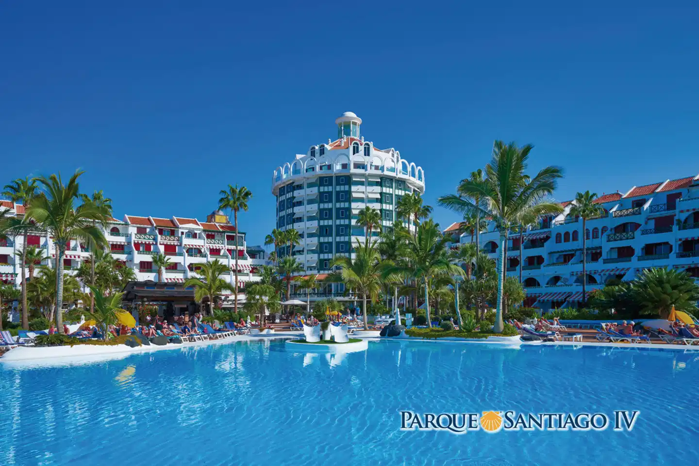 Parque Santiago IV Pool