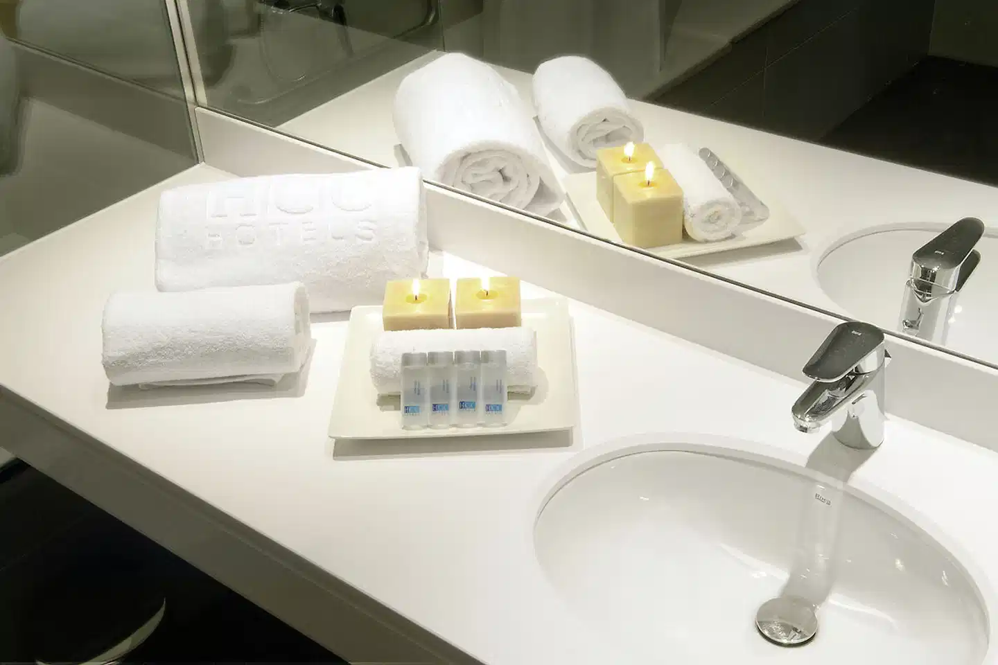 Hotel Lugano Barcelona Badezimmer