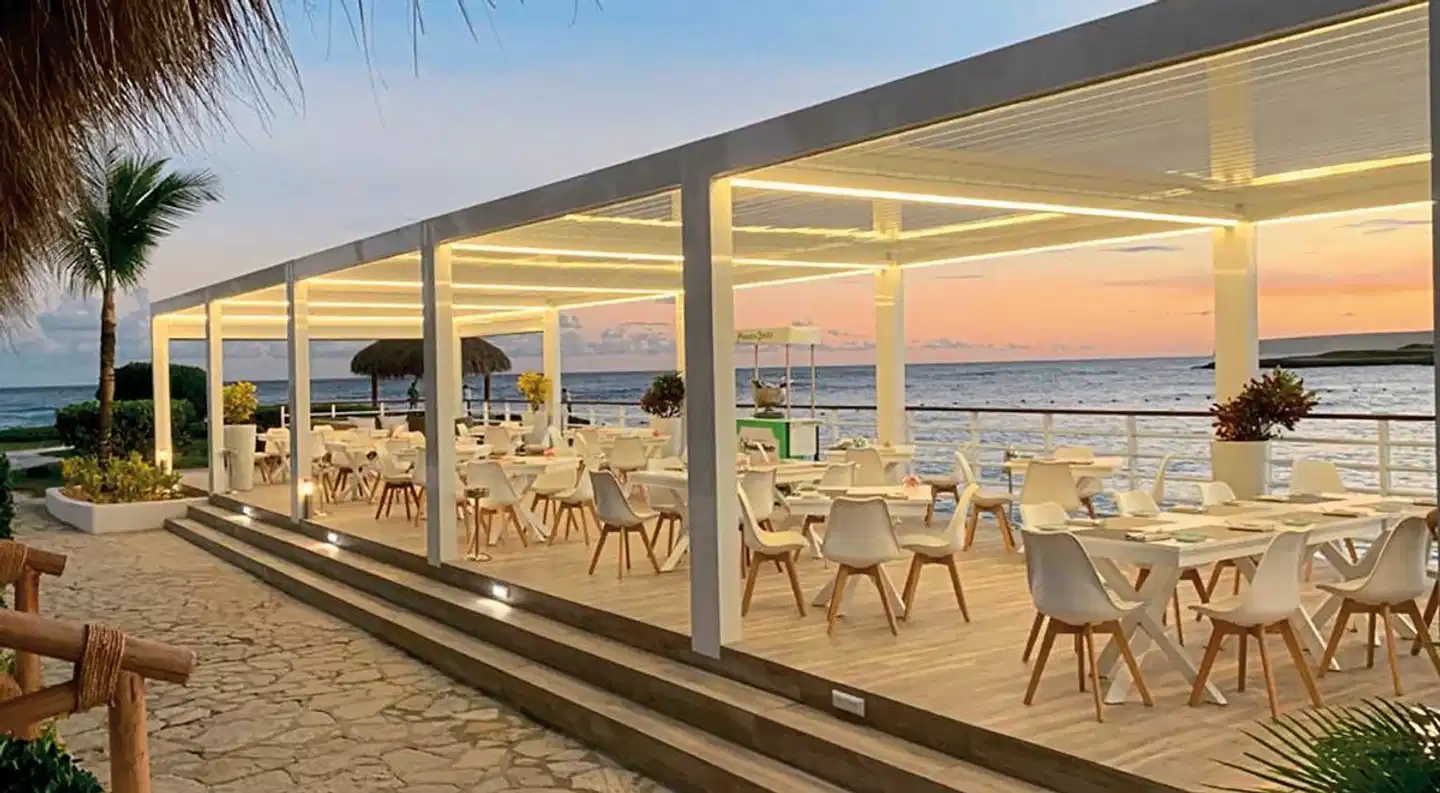 Eden Roc at Cap Cana Terrasse