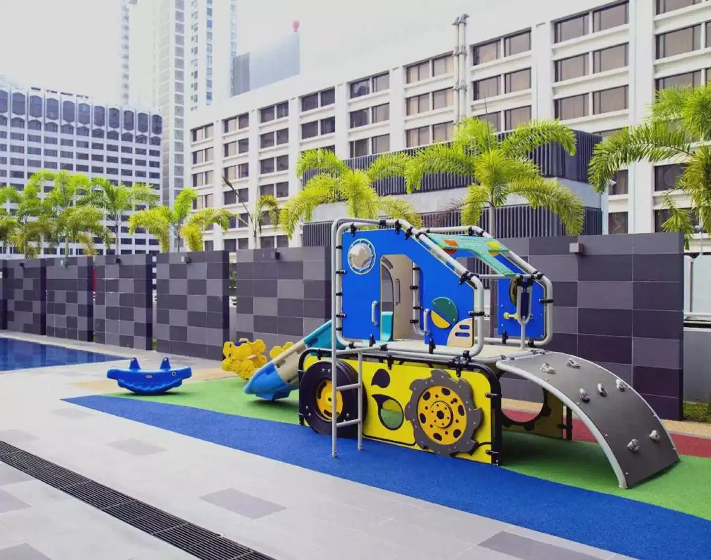 Novotel Living Singapore Orchard Sport und Entertainment