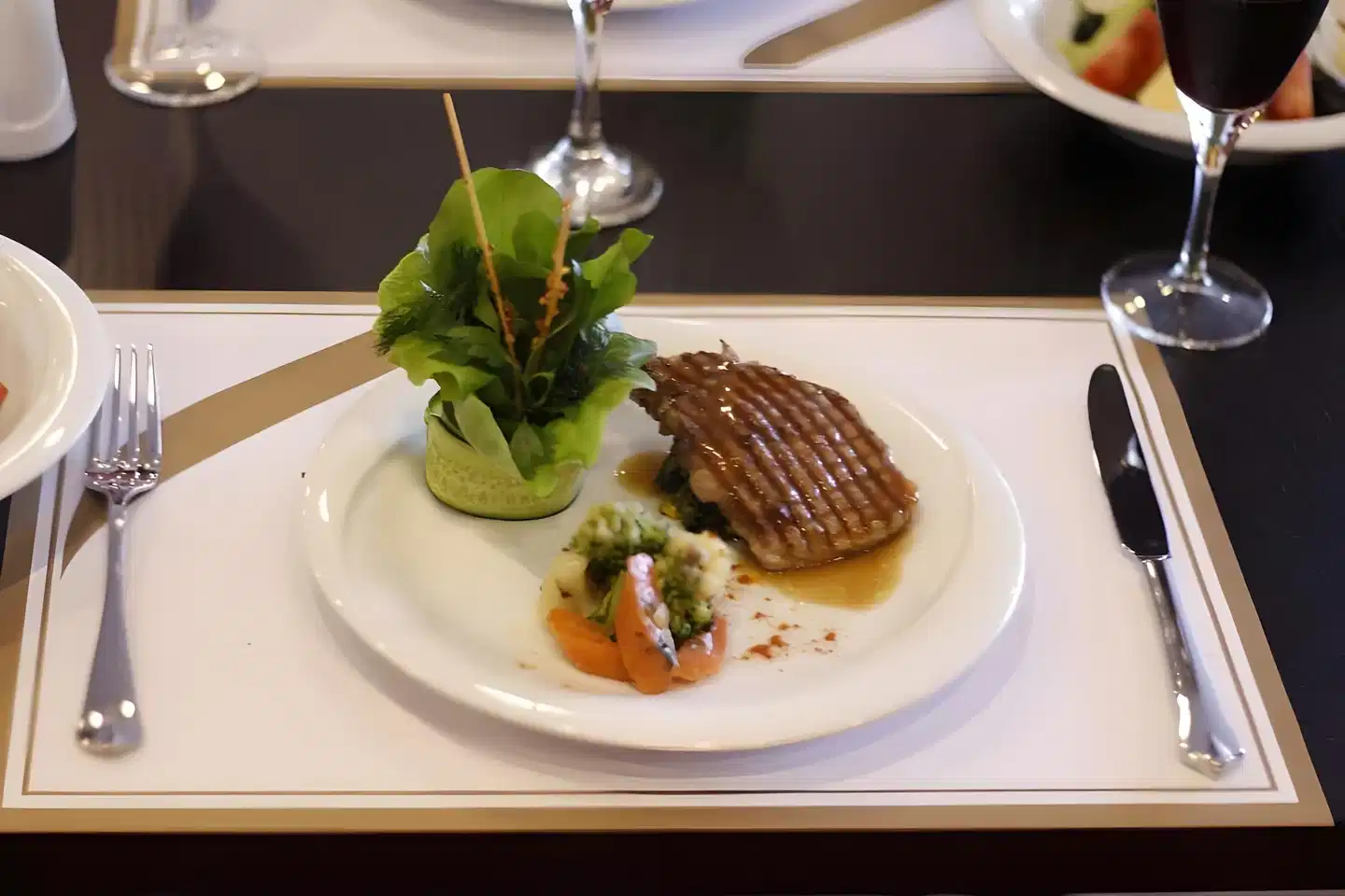 Tourist Hotel Restaurant