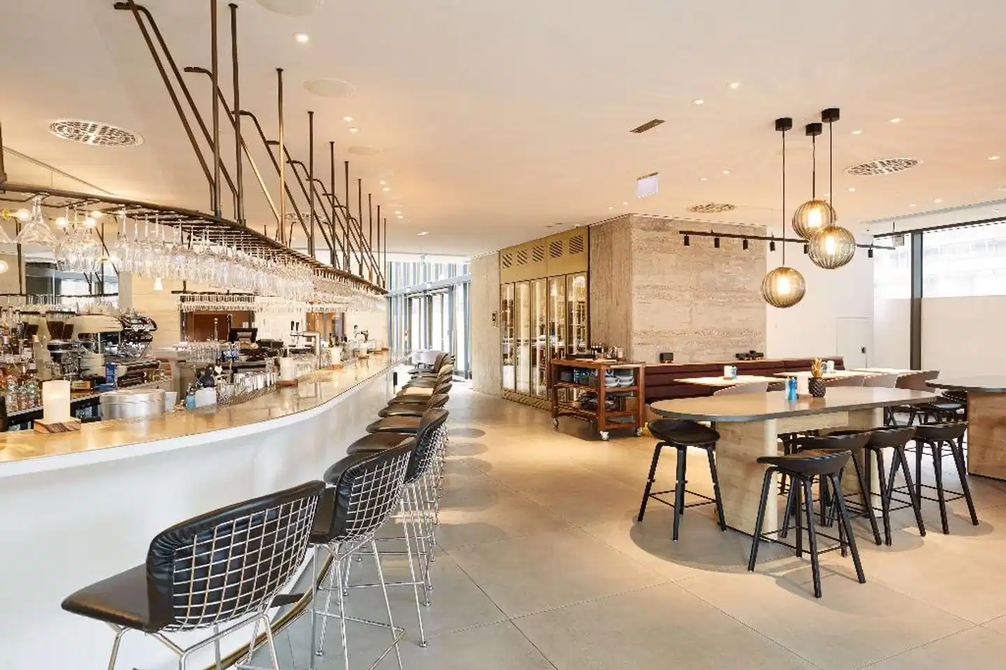 Scandic Frankfurt Museumsufer Bar