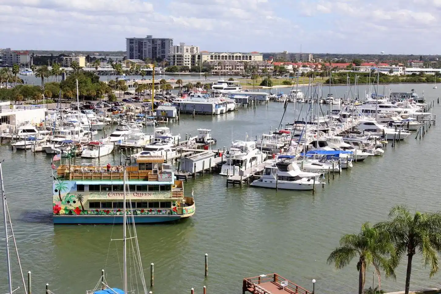 Pier House 60 Marina Hotel Strand