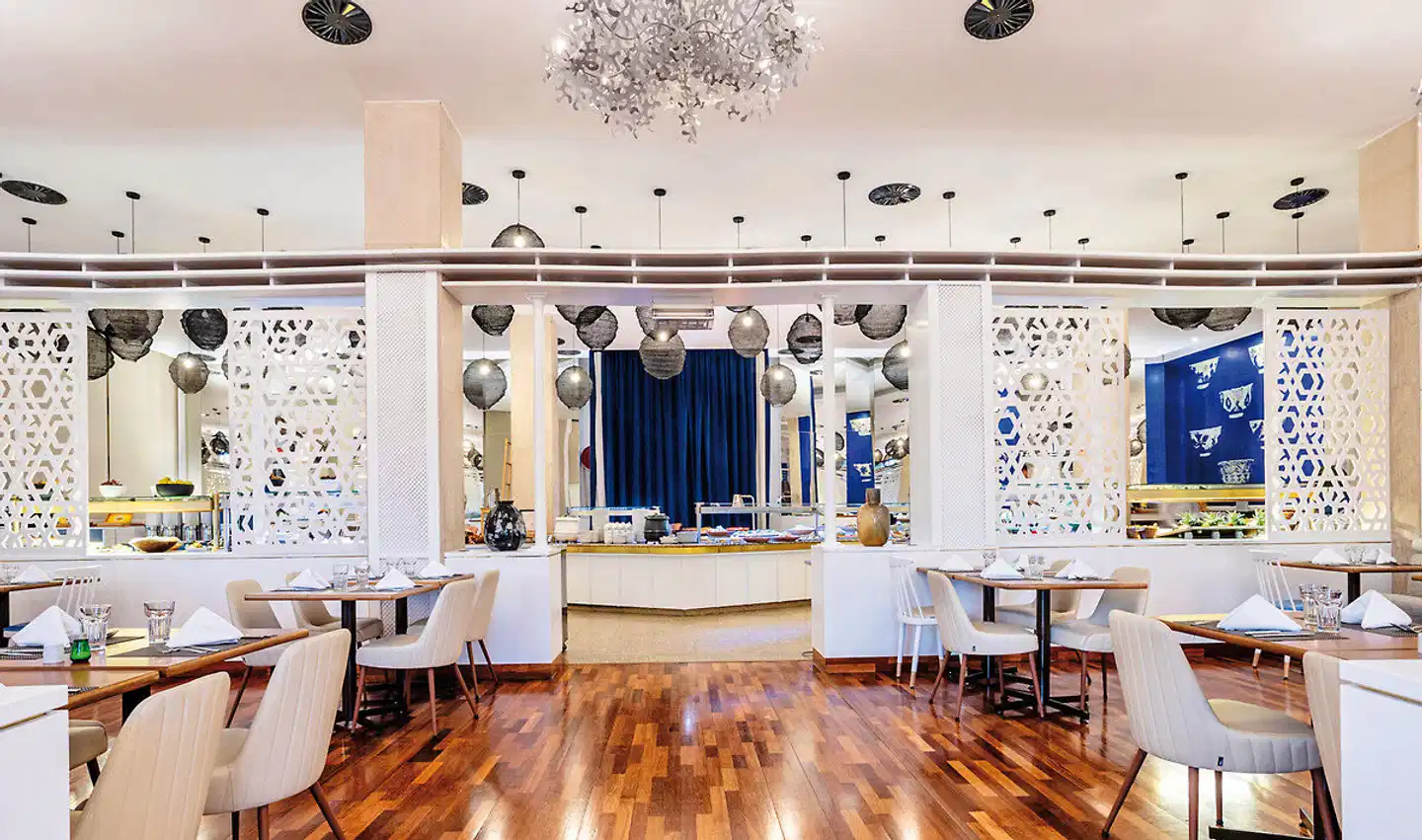 Pestana Dom João II Beach & Golf Resort Bar