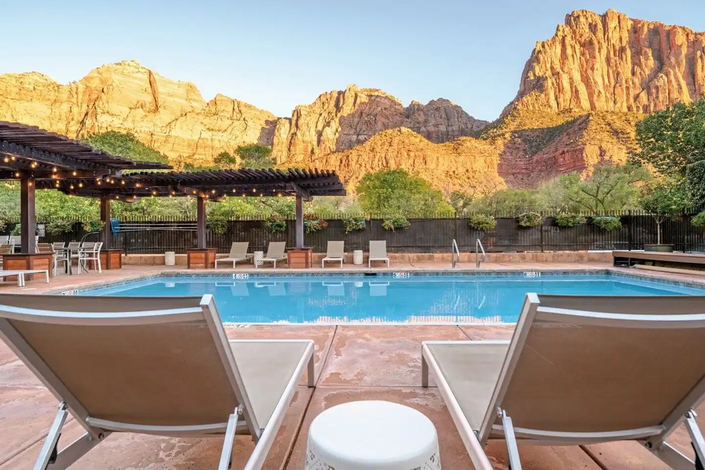 Cable Mountain Lodge Pool