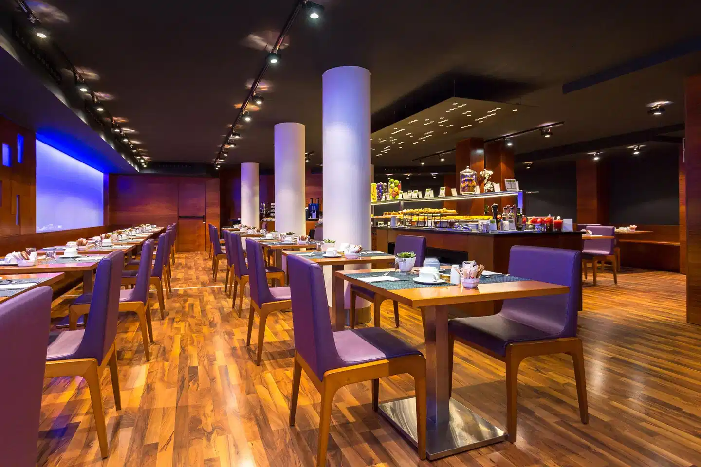 Exe Moncloa Restaurant