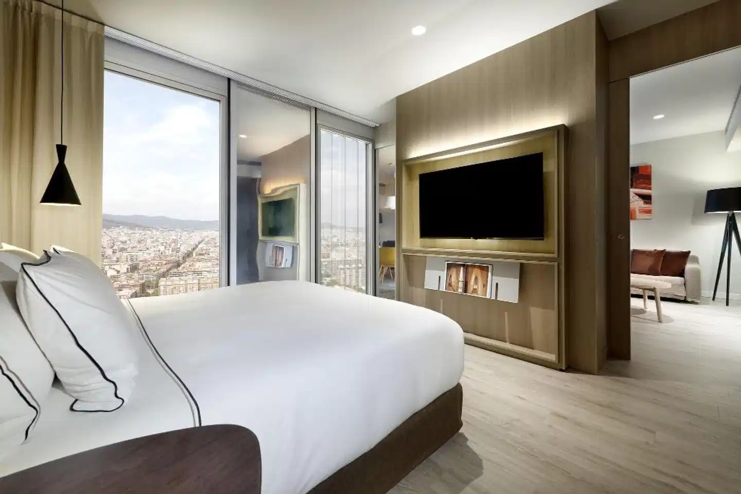 The Level at Meliá Barcelona Sky Wohnbeispiel