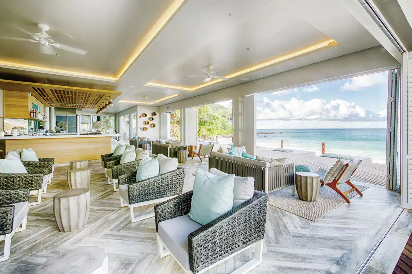 Carana Beach Hotel Lobby