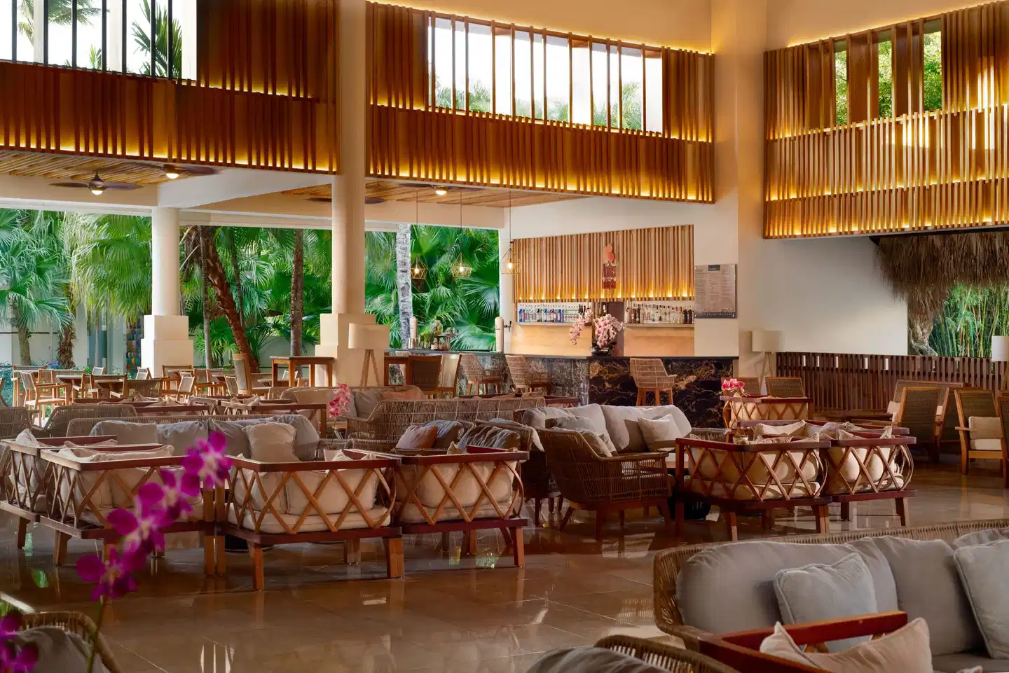 Impressive Punta Cana & Impressive Premium Punta Cana Lobby