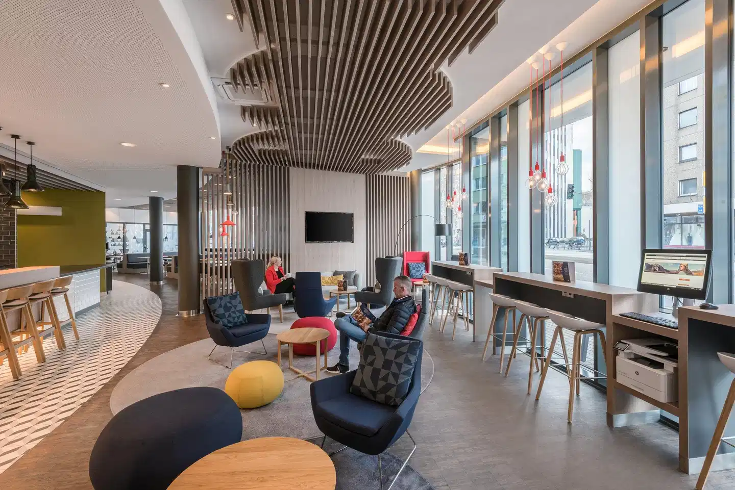 Holiday Inn Express Siegen Bar