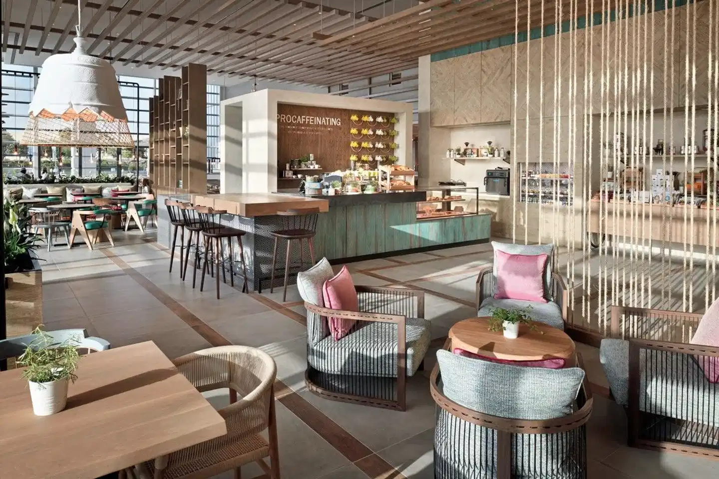 Holiday Inn Dubai Festival City Bar