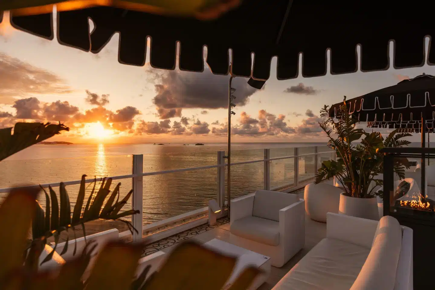 The Unexpected RESTAURANT