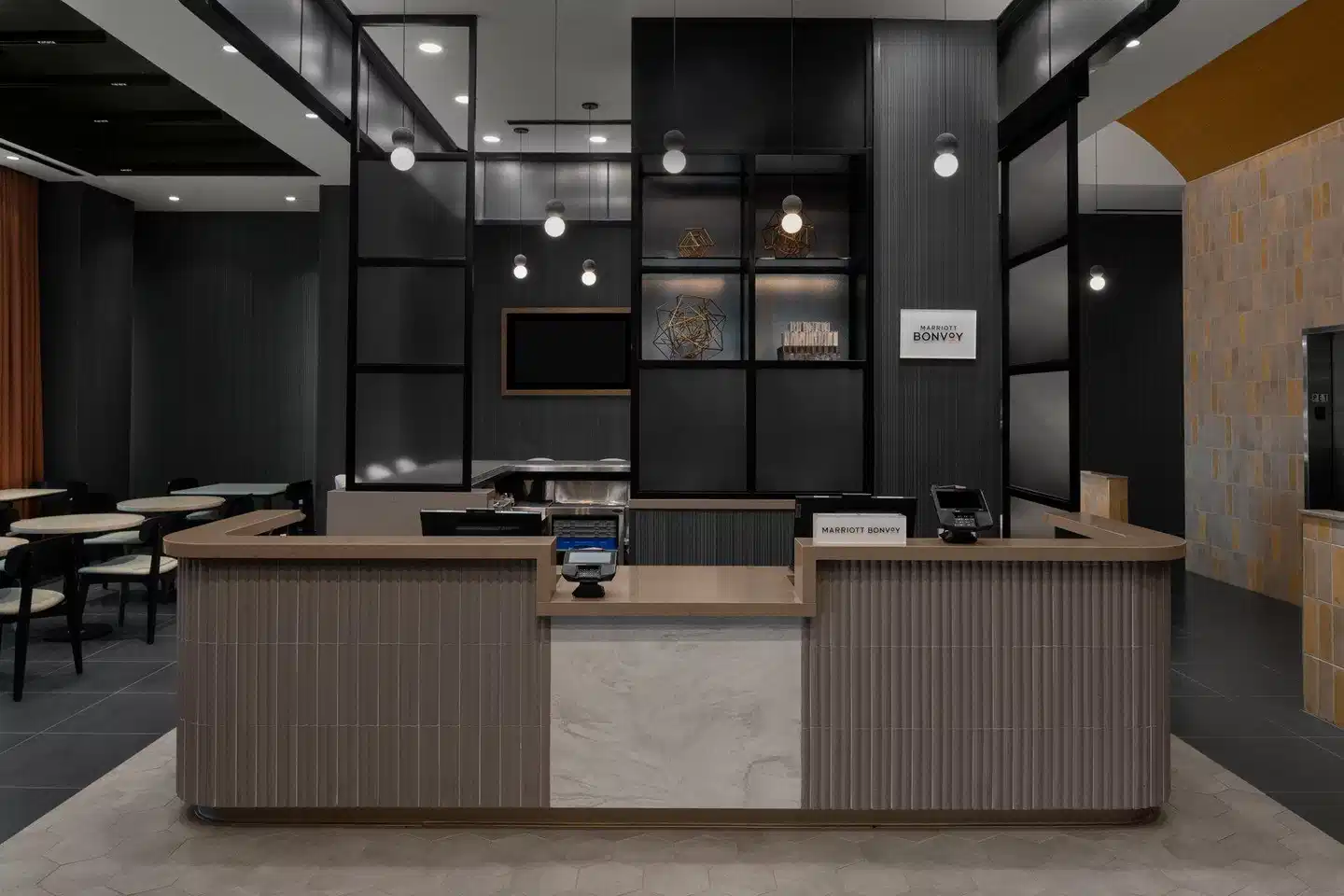 Courtyard by Marriott New York World Trade Center Area Lobby