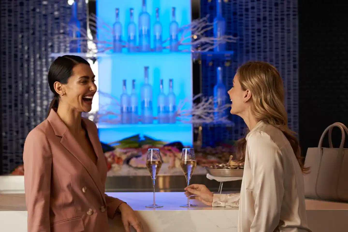 Hotel X Toronto by Library Hotel Collection Personen