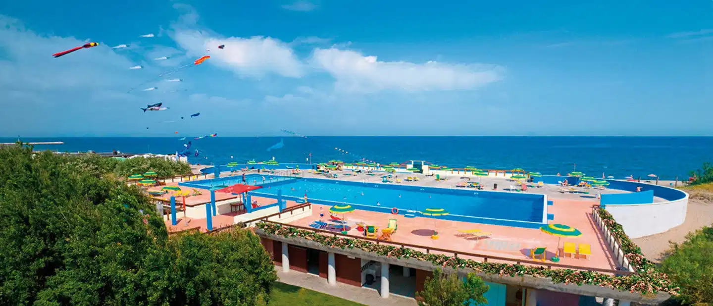 Rosapineta Camping Village (by Happy Camp) Terrasse